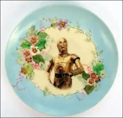 Which famous droid is represented in the center of the plate?