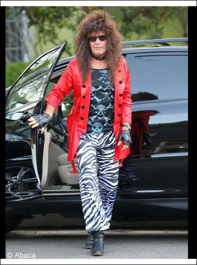 Imagine him with a whip and find its nationality !