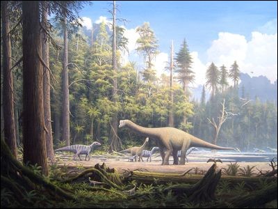When lived first dinosaurs ?