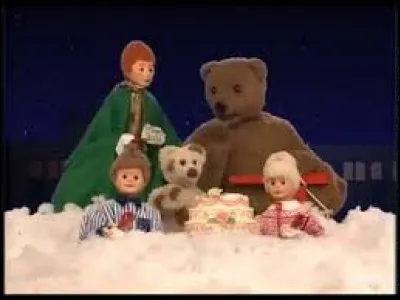 In Bonne nuit les petits , what instrument does the Sandman play?