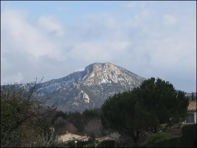 What is the highest point in Greece?