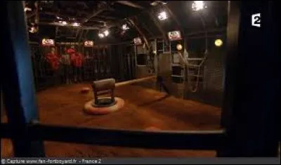 How many cage masters are there?