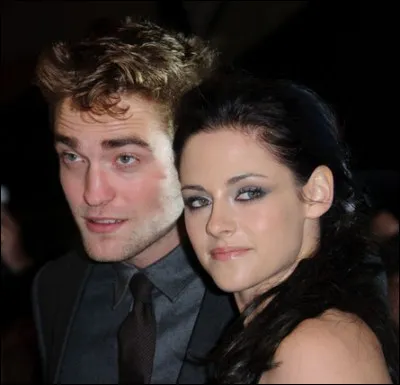 He attended a concert in August 2009 with his Twilight partner, Kristen Stewart. Which band was it?