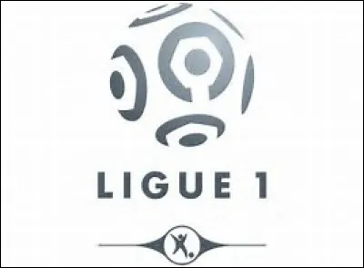 With which coach did Louis Nicollin gain access to Ligue 1?