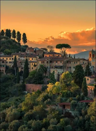 True or false?
Italy belongs to the G7.