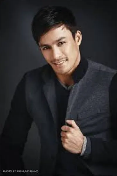 Who was elected the most beautiful man in 2014 ?