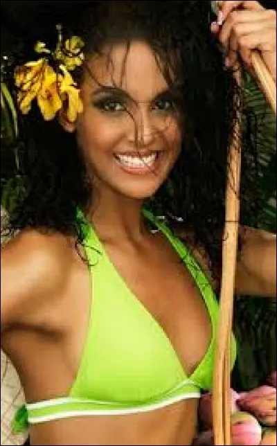 Who was elected most beautiful woman in South Africa of the year in 2007 ?