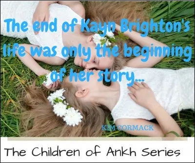 Where is found Chloe's crescent-shaped birth mark?