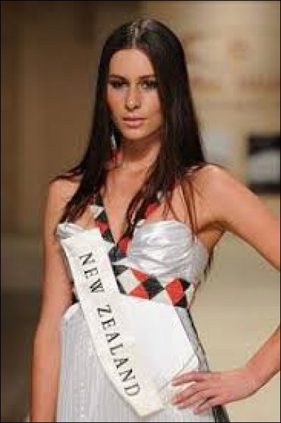 Who was elected as the most beautiful woman on New Zealand in 2008 ?