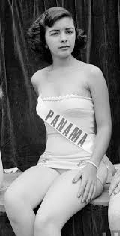 Who was elected most beautiful woman on Panama in 1952 ?