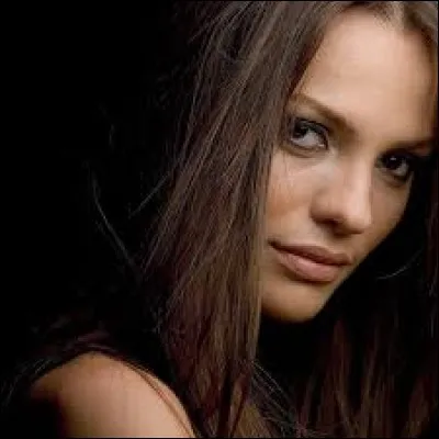 Who was elected most beautiful woman on Armenia in 2003 ?