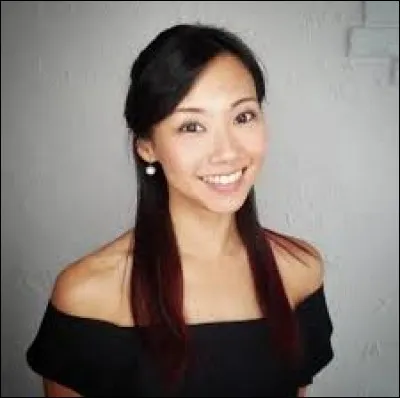 Who was elected most beautiful woman on Singapore in 2001 ?