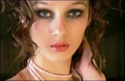 Who was elected most beautiful woman on Kosovo in 2009 ?