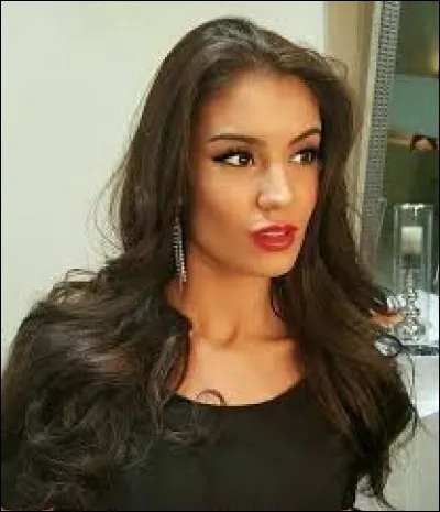 Who was elected most beautiful woman on Spain in 2016 ?