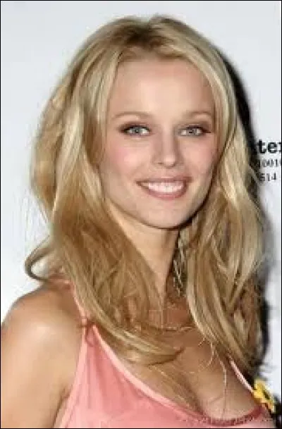 Who was named as the most beautiful woman on Czech Republic in 1999 ?