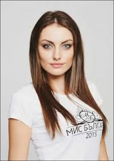 Who was named most beautiful woman on Bulgaria in 2015 ?