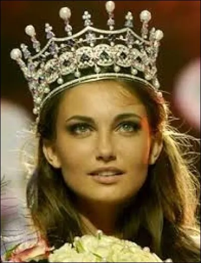 Who was named most beautiful woman on Ukraine in 2006 ?