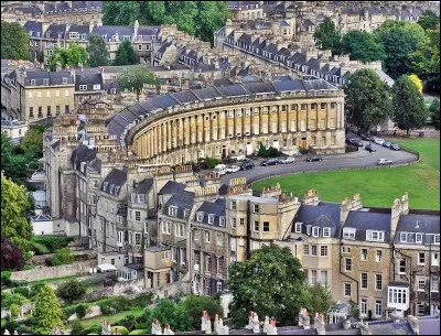 Bath is a city located in the rolling countryside of the southwest of :