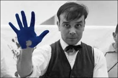 He liked blue. Find Monsieur Klein's first name!