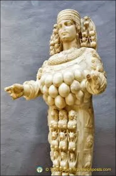 What is the name of this deity ?
