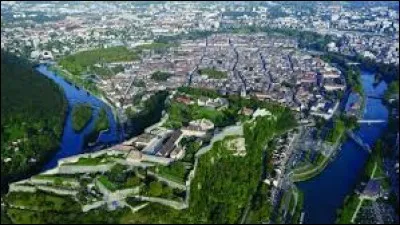 What do we call the inhabitants of the city of Besancon?