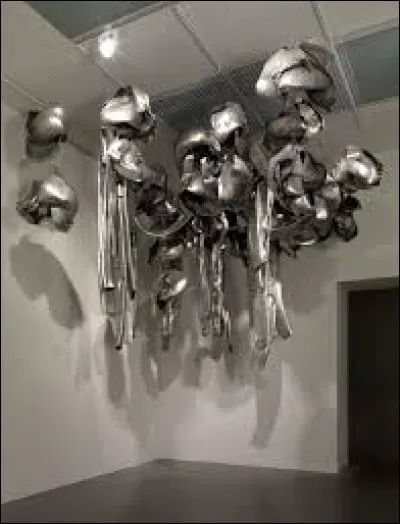 Who is the painter who made this painting ?