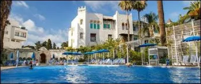 What is the name of this foreign hotel located in Algeria ?