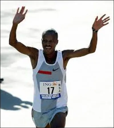 What is the name of this athlete who won the edition of 2004 ?