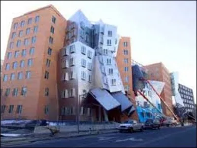 Who made this sublime architecture ?