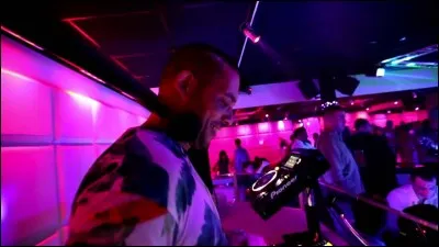 What is the name of this club ?