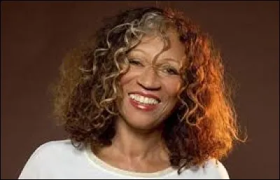 What is the name of the author who won the prize of the year 2016 ?