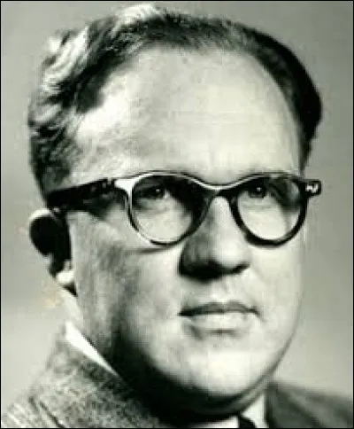 What is the name of this playwright ?