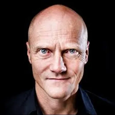 What is the name of this author ?