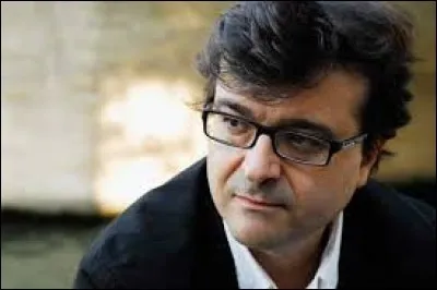 What is the name of this author ?