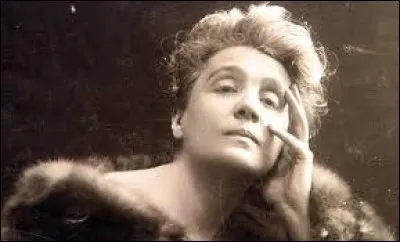 What is the name of this author ?