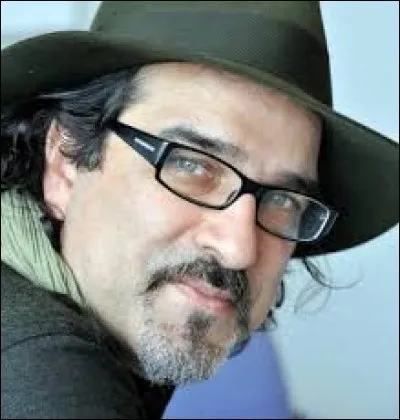 What is the name of this author ?