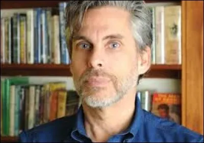 What is the name of the author who won the award in 2007 ?