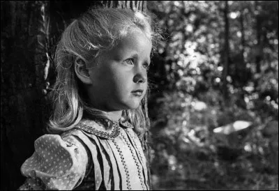 What is the name of the little girl played by Brigitte Fossey in Forbidden Games?