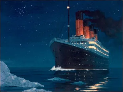 What time did the Titanic hit the iceberg and sink?