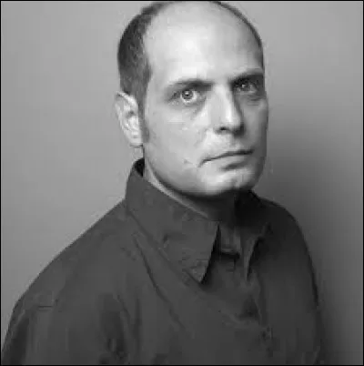 What is the name of this author ?