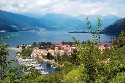 Which of these lakes is not in Italy?