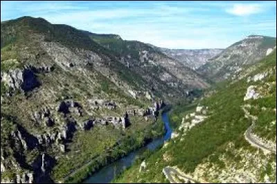 How many French regions does the Cevennes National Park cover?
