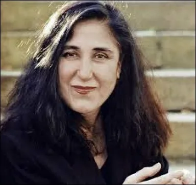 What is the name of this author ?