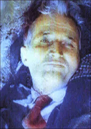 Which country saw its dictator Nicolae Ceaucescu executed on December 25, 1989?