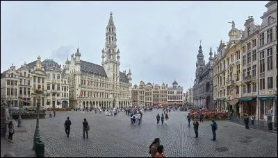 Which country's capital is this city?