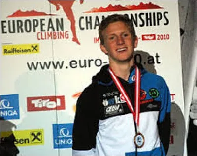 Who was crowned world champion climbing in 2012 ?