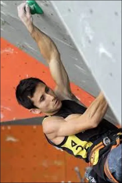 Who was crowned world champion climbing in 2007 ?
