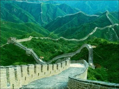 In which country is the Great Wall, some 6,700 km long, located?