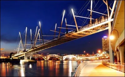 Whats is the name of this Bridge ?