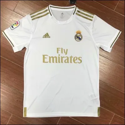 Which club does this jersey belong to?